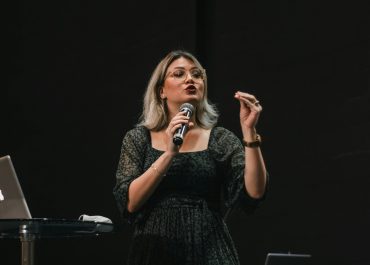 How to Choose the Right Keynote Speaker for Your Audience